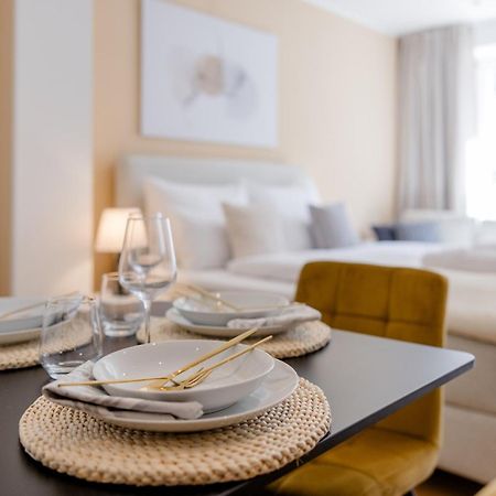 Lumen Homes - Altstadt-Studio Direkt Im Zentrum, Kueche, Netflix, Oeffentlicher Parkplatz Ums Eck Инголщат Екстериор снимка