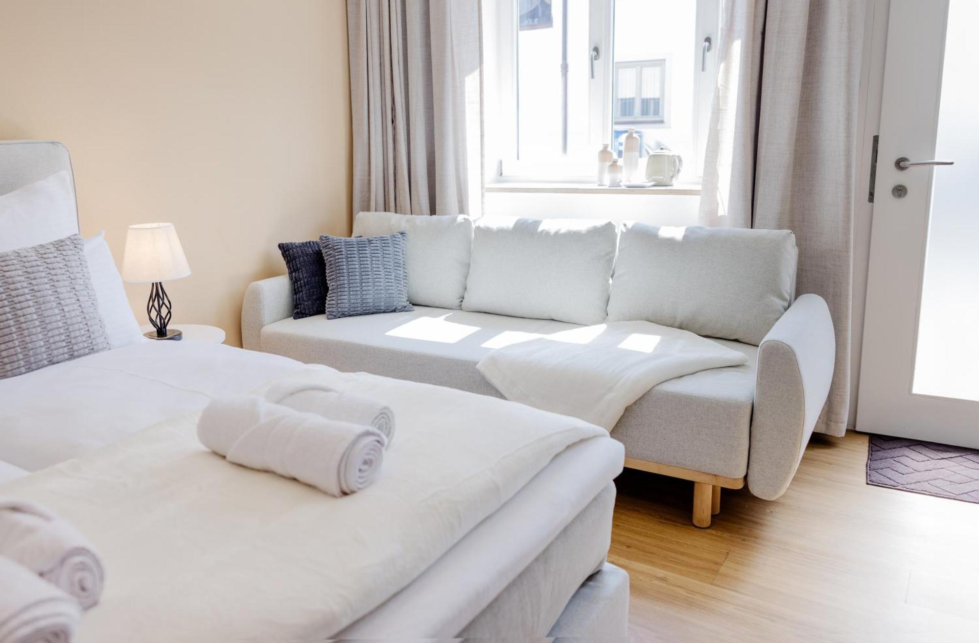 Lumen Homes - Altstadt-Studio Direkt Im Zentrum, Kueche, Netflix, Oeffentlicher Parkplatz Ums Eck Инголщат Екстериор снимка