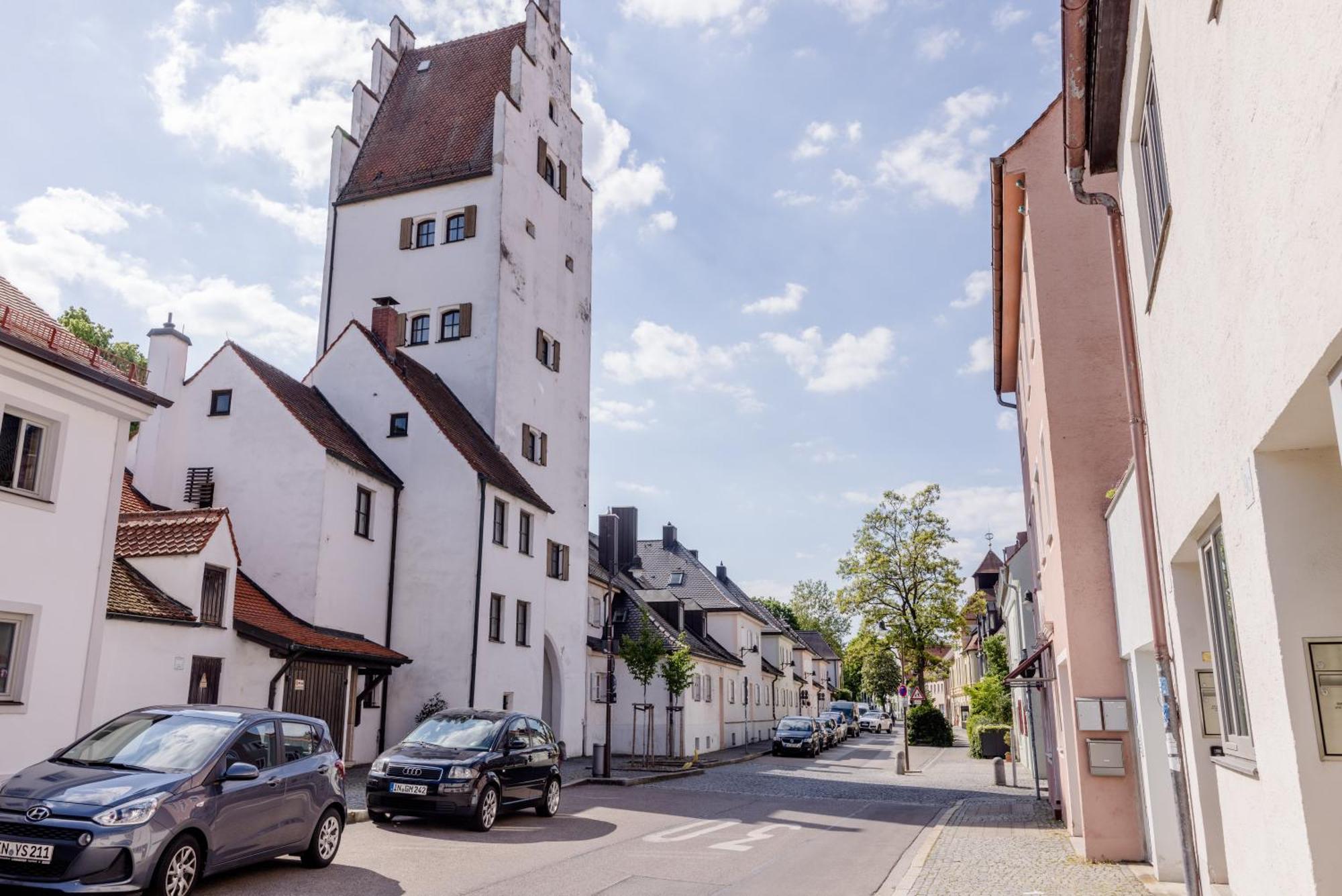 Lumen Homes - Altstadt-Studio Direkt Im Zentrum, Kueche, Netflix, Oeffentlicher Parkplatz Ums Eck Инголщат Екстериор снимка
