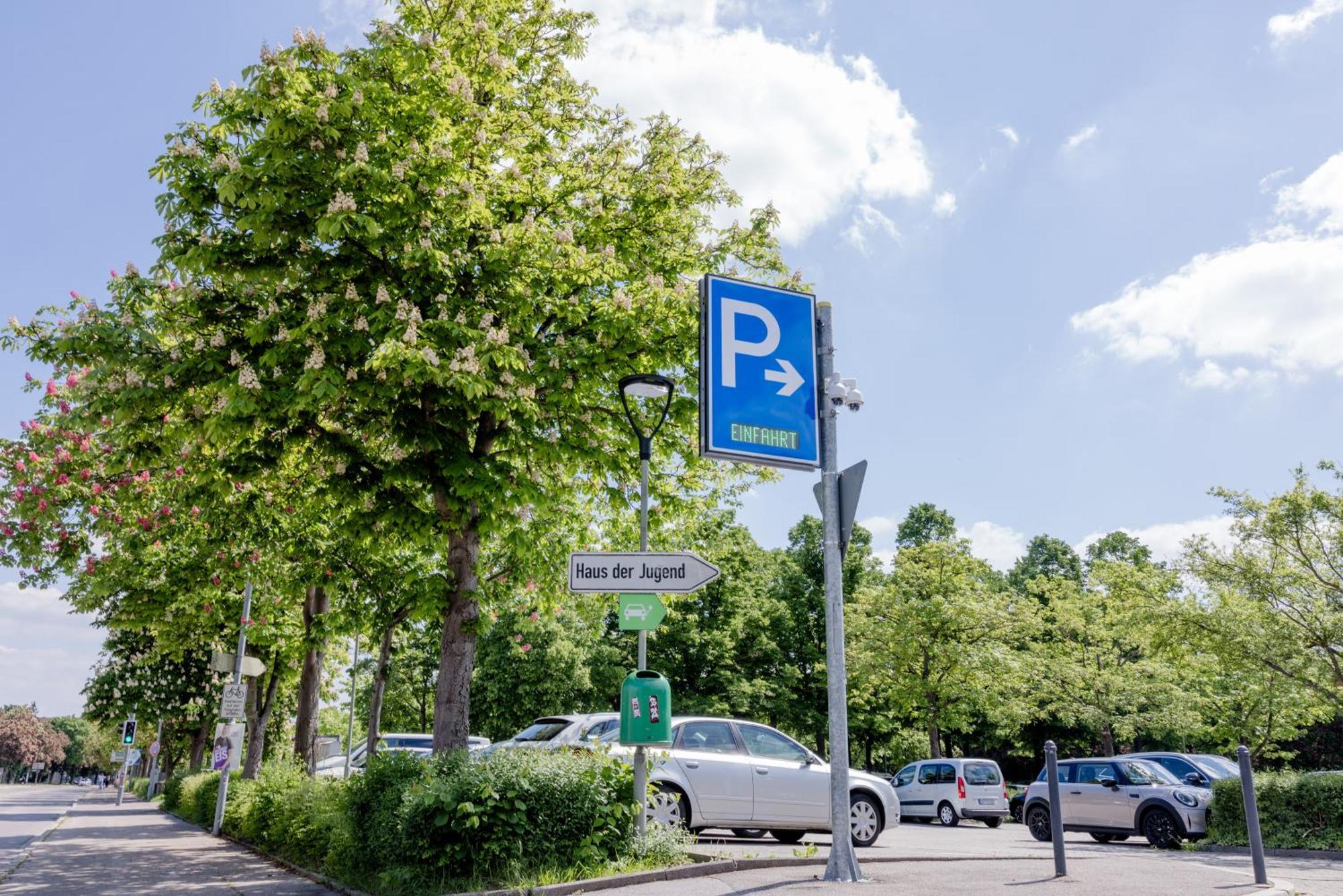 Lumen Homes - Altstadt-Studio Direkt Im Zentrum, Kueche, Netflix, Oeffentlicher Parkplatz Ums Eck Инголщат Екстериор снимка